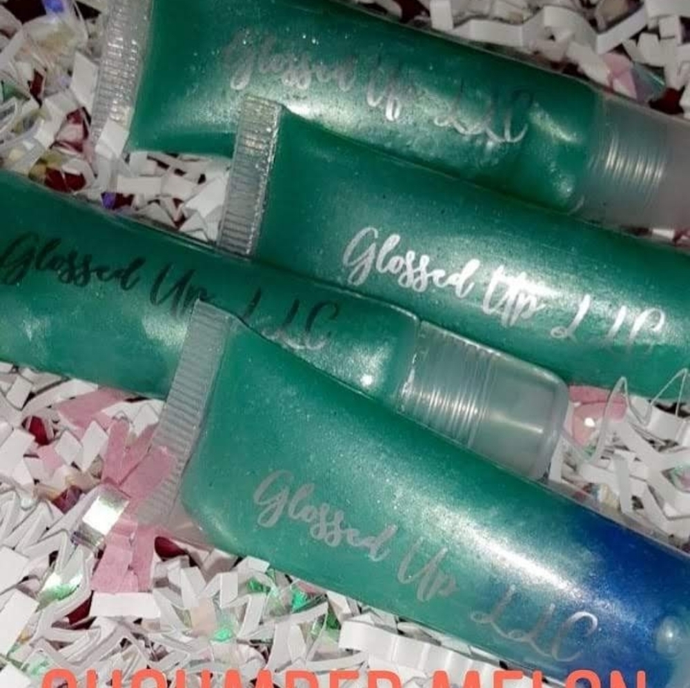 Lip Gloss - Picture 3 of 16
